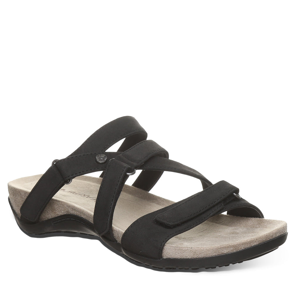 Acacia Slide Sandals in Black