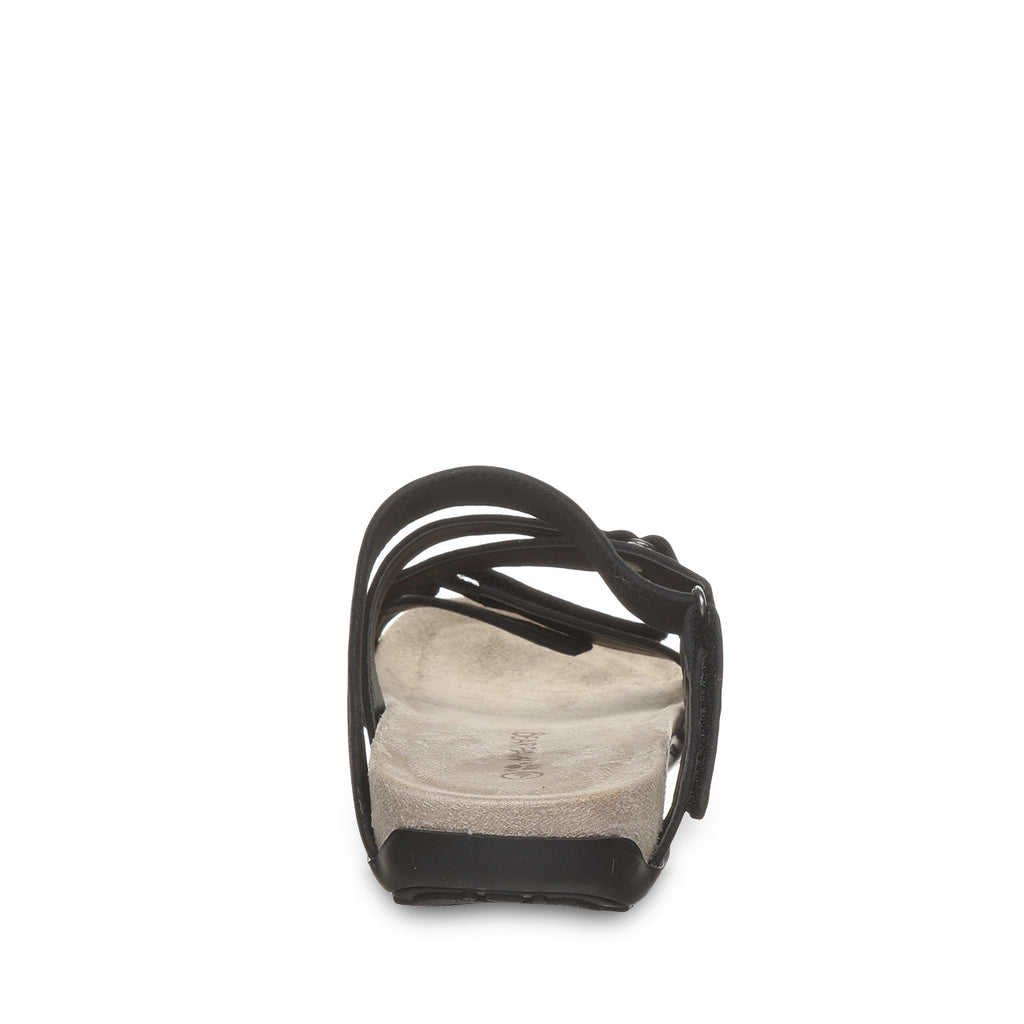 Acacia Slide Sandals in Black