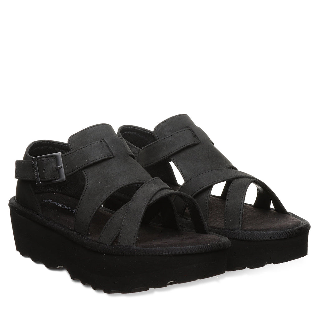 Pinnacle Flatform Sandals in Black