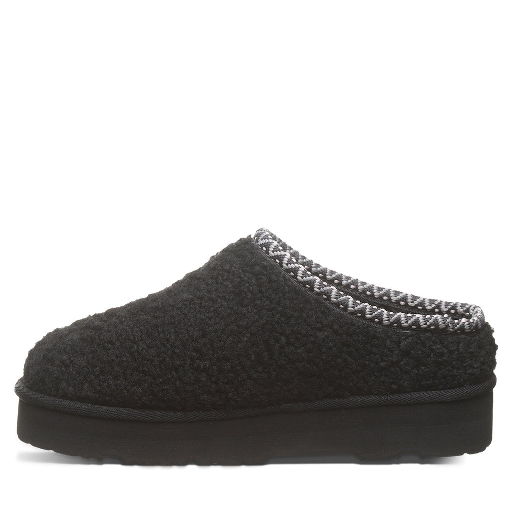 Snuggle Martis Faux Fur Slippers in Black