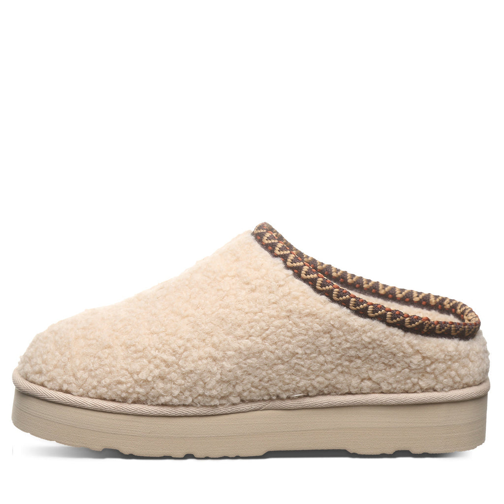 Snuggle Martis Faux Fur Slippers in Oat