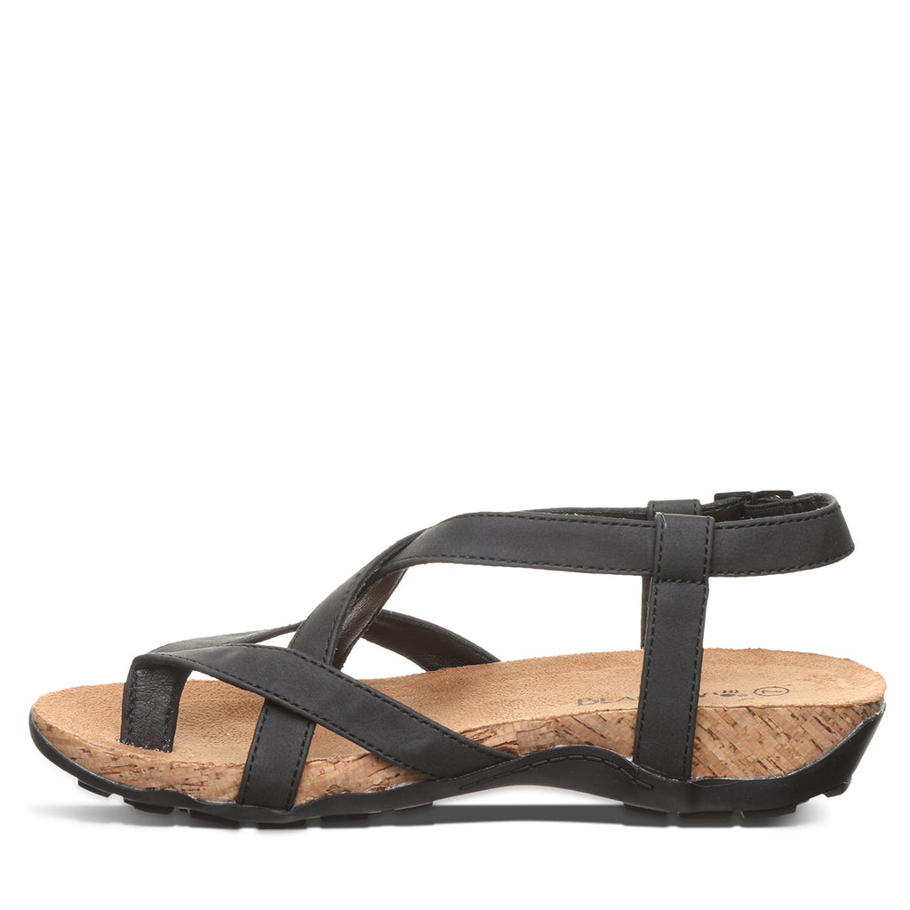 Casita Strappy Buckle Sandals in Black