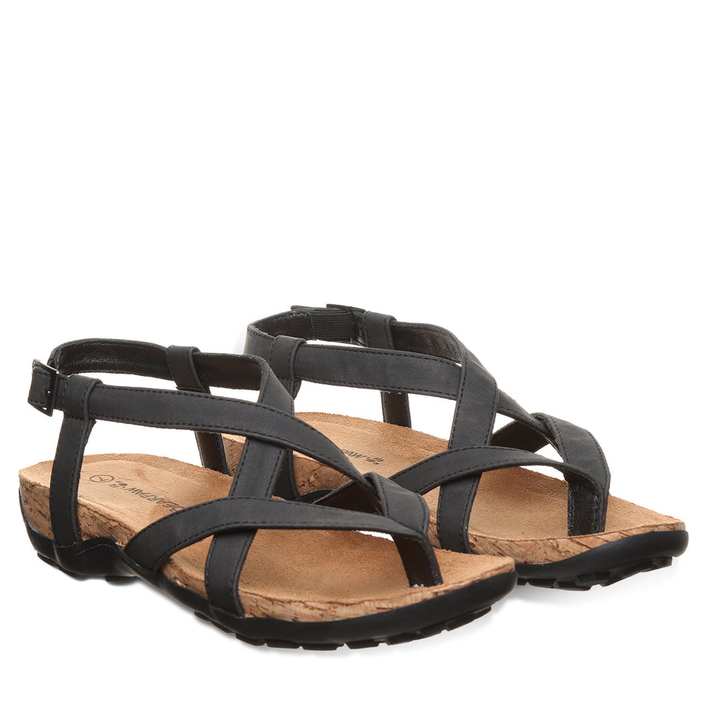Casita Strappy Buckle Sandals in Black