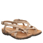 Casita Crisscross Strap Sandals in Brown