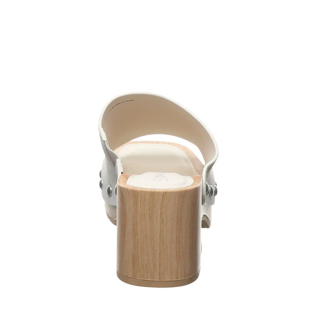 Bearpaw Women's Tilda Platform Clogs in Bleached Sand