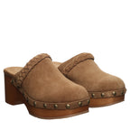 Cossette Retro Clogs in Hickory