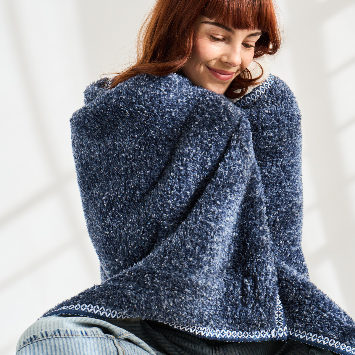 Ashford Throw Blanket in Deep Sea